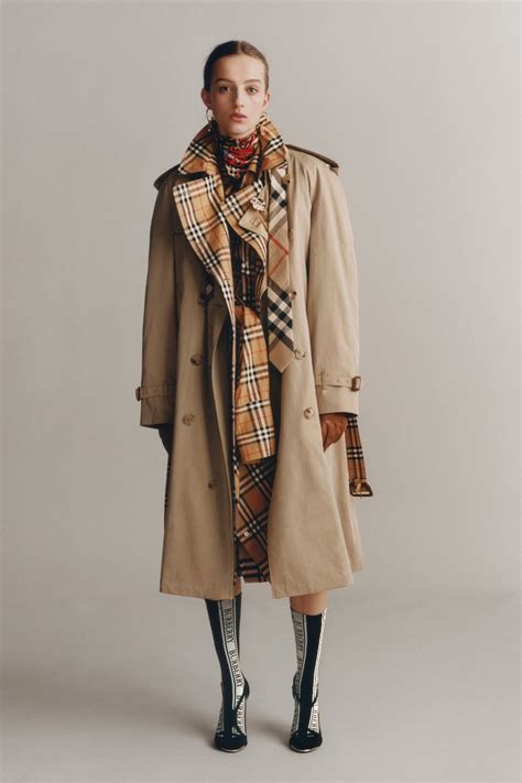 copy burberry trenchcoat|trenchcoat burberry female.